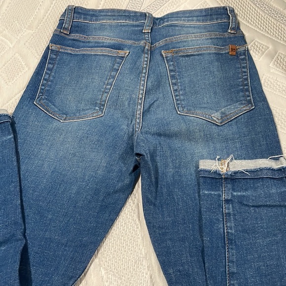 Joe's jeans high rise skinny ankle, Size 27.  Wore less then 5 times. - Picture 2 of 4